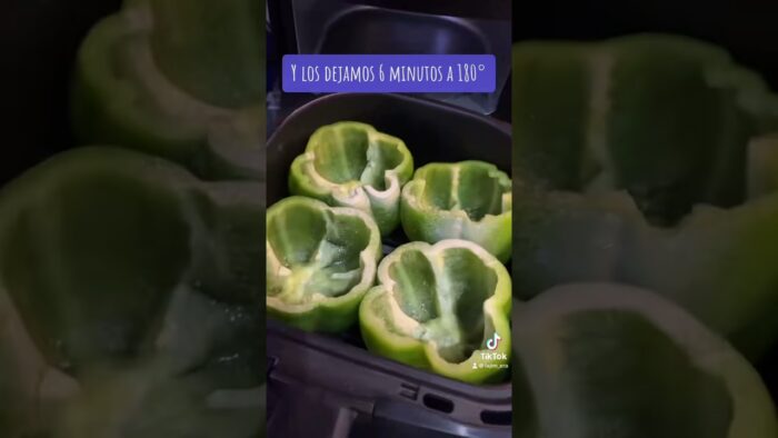Receta de en freidora de aire: Pimientos rellenos de pollo y queso