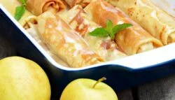 Canelones de manzana con salsa de caramelo salado