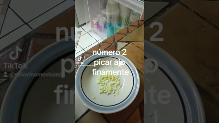 freidora de aire cocinando pollo al ajo parte 1