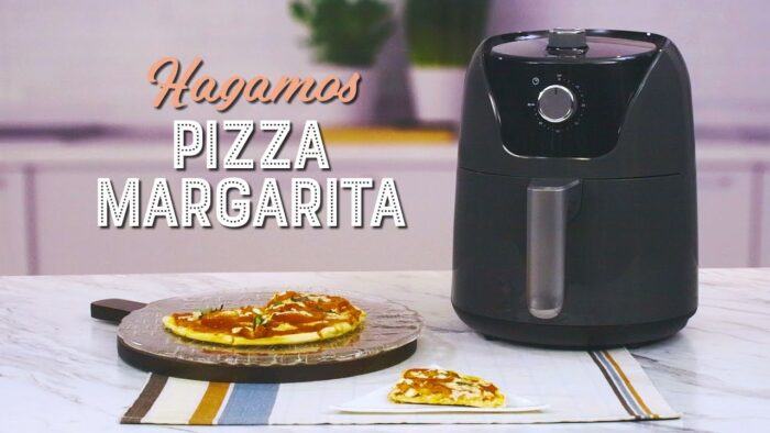 ¡Pizza margarita en 15 minutos! | Freidora de aire manual Oster® 4L CKSTAF40M