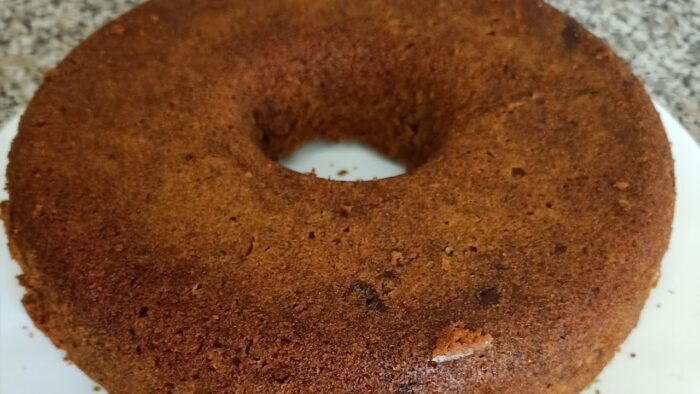 Bizcocho de galletas y chocolate, fácil y rico con Thermomix