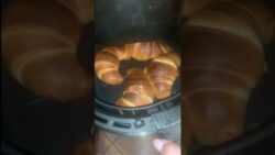 Deliciosos croissants con la freidora de aire *_* FOODPORN #shorts