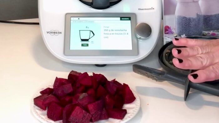 Ensaladilla  rusa de Remolacha  con Thermomix!!!
