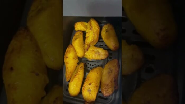Hoy preparé plátanos maduros en la freidora de aire
