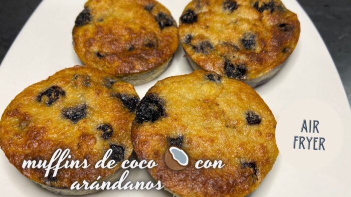 MUFFINS DE ARÁNDANOS CON COCO 🥥 EN LA FREIDORA DE AIRE #freidoradeaire #airfryer