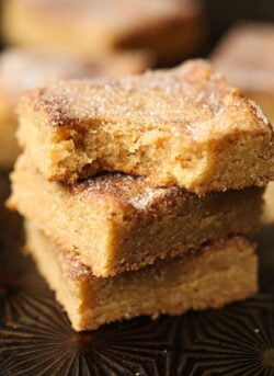 Churro Bars – Buttery Cinnamon Sugar Cookie Bars