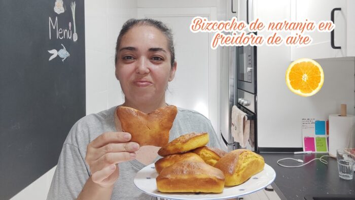Bizcocho de naranja en Freidora de aire