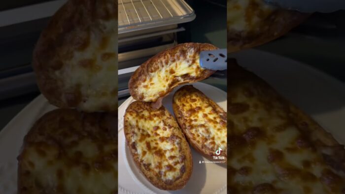 Deliciosos moyetes en nuestro Horno freidora de Aire ordena el tuyo al 630-397-1262 está en especial