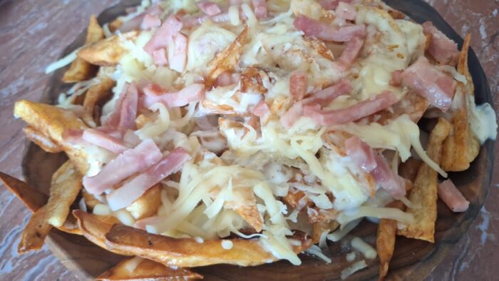 PATATAS con bacon y queso al estilo Foster`s Hollywood en freidora de aire