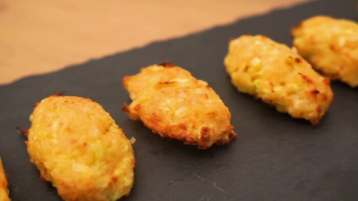 Receta de croquetas de calabacín en freidora de aire Cosori