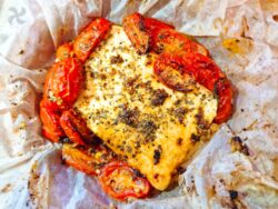 Untable de feta y cherrys en airfryer