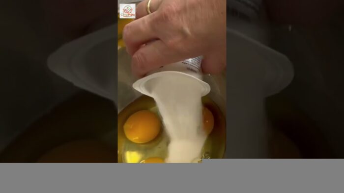BIZCOCHO DE YOGUR en FREIDORA DE AIRE, fácil y delicioso #airfryer #freidoradeaire #recetas