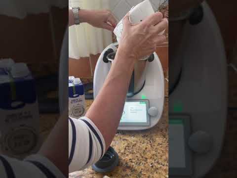 BRAZO DE GITANO RELLENO DE CREMA PASTELERA THERMOMIX