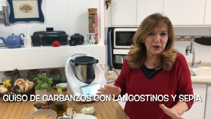 Guiso de garbanzos con langostinos y sepia con Thermomix/receta realizada por Justa Molina