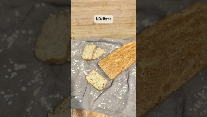 Müslibrot 🍞#müsli #brot #haferflocken #buttermilch #brotbacken #thermomix #viral #viralreels
