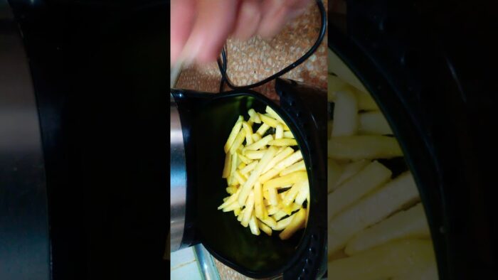 PATATAS PreCONGELADAS #shorts #Recetas freidora de aire