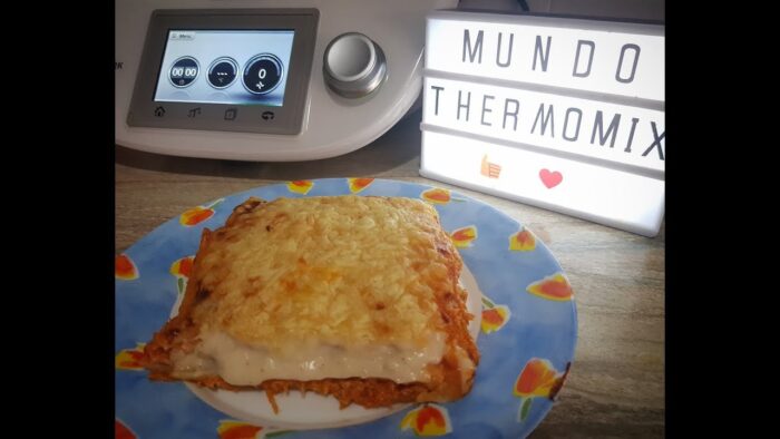 Receta lasaña de pollo asado en thermomix/ Receta con  sobras de pollo asado en thermomix .