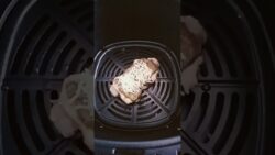 Receta saludable: Pollo con pesto en freidora de aire. #recetasairfryer #recetasfreidoradeaire