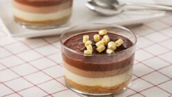 Recetas Thermomix ® TM5 – Vasito de tartas 3 chocolates
