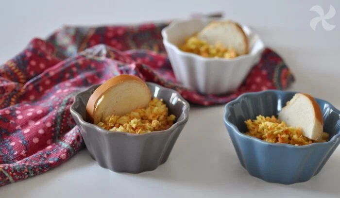 Ensalada de zanahoria y repollo con curry