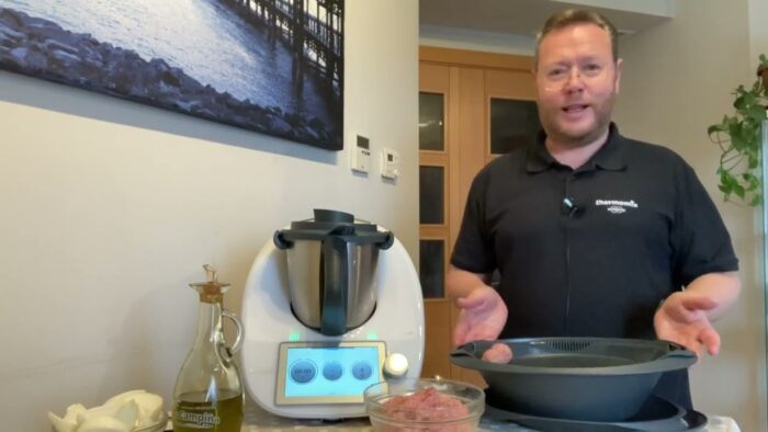 Albondigas en salsa de Cebolla con Thermomix y José Ángel