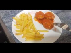 Filetes rusos en salsa en freidora de aire
