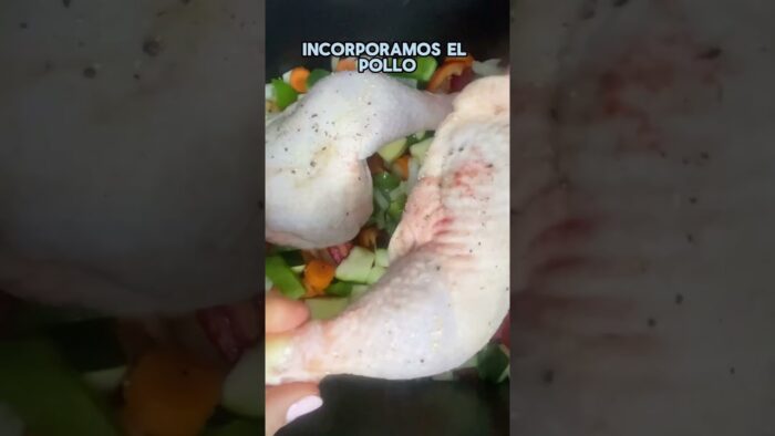 POLLO CON VERDURAS EN FREIDORA DE AIRE- Ig:@lasrecetasdeaida #comer #comersano #freidoradeaire #fit