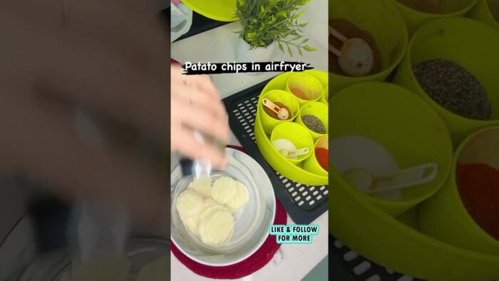 Patato chips in airfryer , easy recipe #minivlog #ytshorts #dailyshorts #shortsfeed #cooking