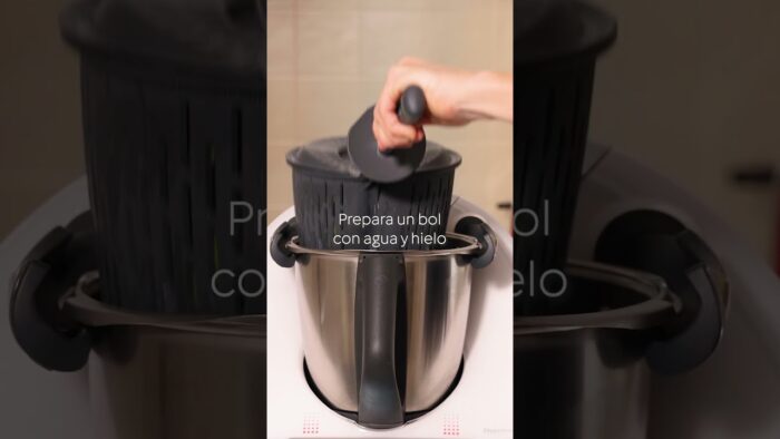 Disfruta de estas maravillosas tostas de pesto de espárragos #cookidoo #thermomix