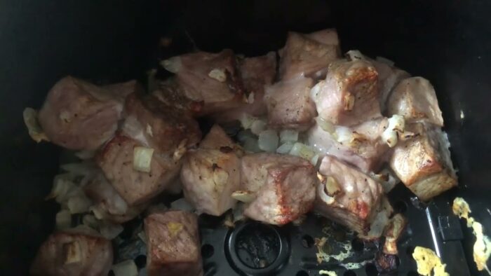 FREIDORA DE AIRE – CUBOS DE PULPA DE CERDO CON PAPAS FRITAS #freidoradeaire #chile #cocinar #cocina
