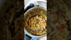 Schneller Chinakohl-Salat mit Möhren im Thermomix®