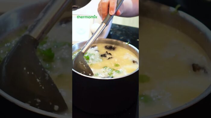 Thermomix® Seafood Soup, Steamed Prawns and Stirred Fried Cuttlefish Kang Kong Tutorial