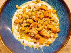 Dip de yogur griego con boniato y garbanzos (Airfryer y horno)