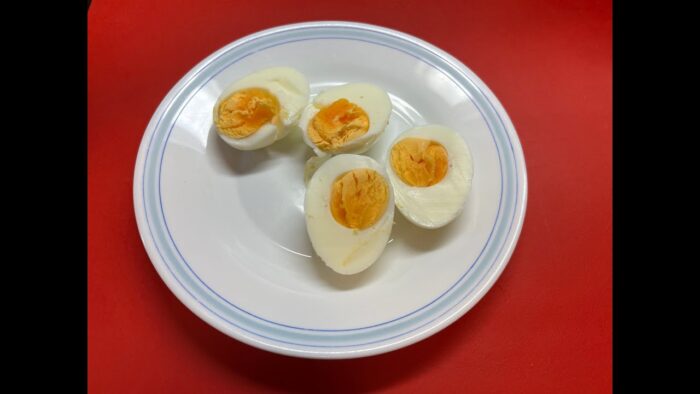 HUEVOS COCIDOS EN FREIDORA DE AIRE SIN AGUA NI ACEITE