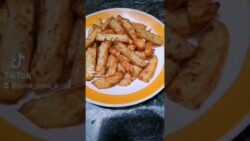 PAPAS FRITAS RICAS Y SANAS / EN FREIDORA DE AIRE👌.  #mealprep #papas #comida  #recetasaludables