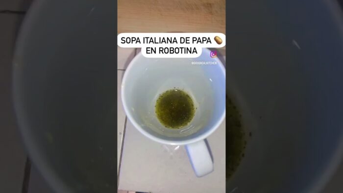 Sopa italiana de papa. Contáctame para informes de cómo Thermomix te ayuda a variar tus comidas