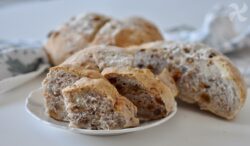 Pan de nueces y pasas, con aceite de oliva