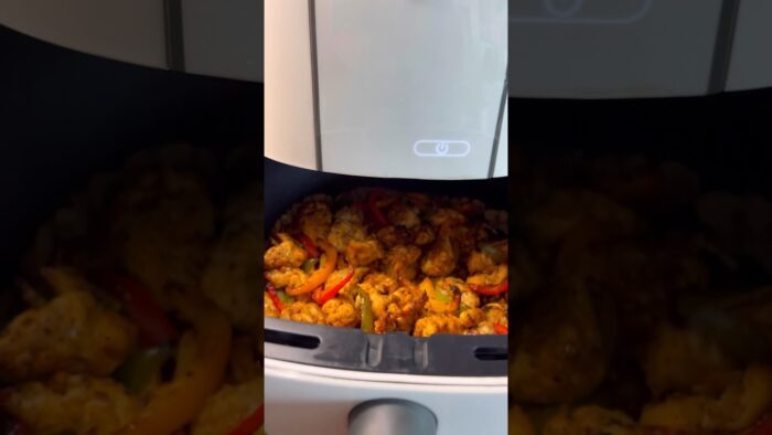 Air Fryer Chicken Fajitas 🤤 Check out the recipe in the description!