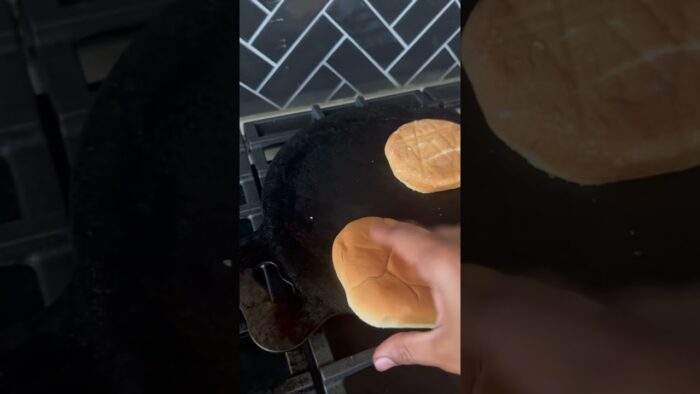 Chicken burger using air fryer #youtubeshorts #recipe #indianfood #food #streetfood #cooking