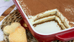 Tiramisú de yogur