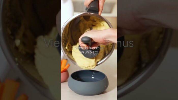 ¡Es viernes! 🎉 Nada mejor que un #hummus casero para picotear. #thermomix #cookidoo #recipe