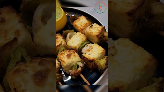 Aaj paneer tikka banaya #food #yts #snacks #shorts #malaipaneertikka #tasty #recipe #food #airfryer