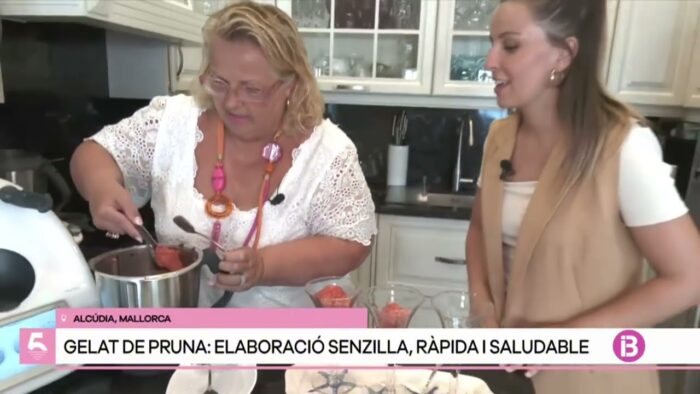 Helado de ciruelas y hierbabuena sin azucar con thermomix