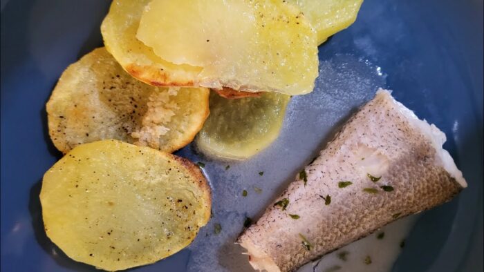 Merluza en Salsa Verde. Receta @quehacemoshoybylore #thermomix