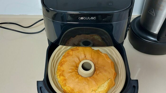 😋 BIZCOCHO EN FREIDORA DE AIRE 🤩 AHORRANDO 🪙 #cecotec #cecofryDuoHeat6000 //BEATRIZ COCINA