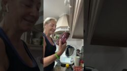 Ensalada saludable de quinoa y pollo con Thermomix | #ensaladadequinoa #ensaladathermomix #tm6
