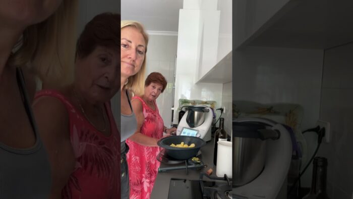 Estofado de pavo a la provenzal con patatas y champiñones con Thermomix | #estofadodepavo #tm6