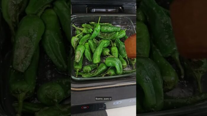 Receta de pimientos semipicantes (de Padron o de Herbón) en freidora de aire