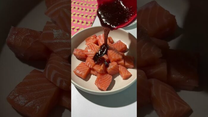 Sticky honey and chipotle air fryer salmon bites! Recipe on our website #easyrecipe #salmonbites