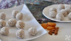 Bolitas de plátano y frutos secos